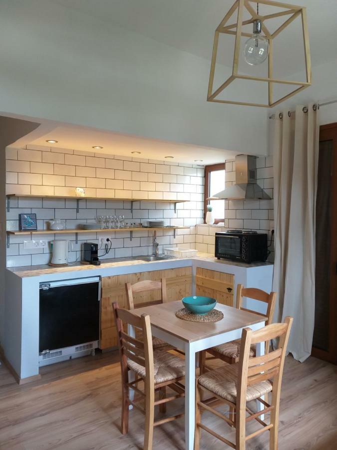 Greek Blue Apartment ปลาเกียส ภายนอก รูปภาพ